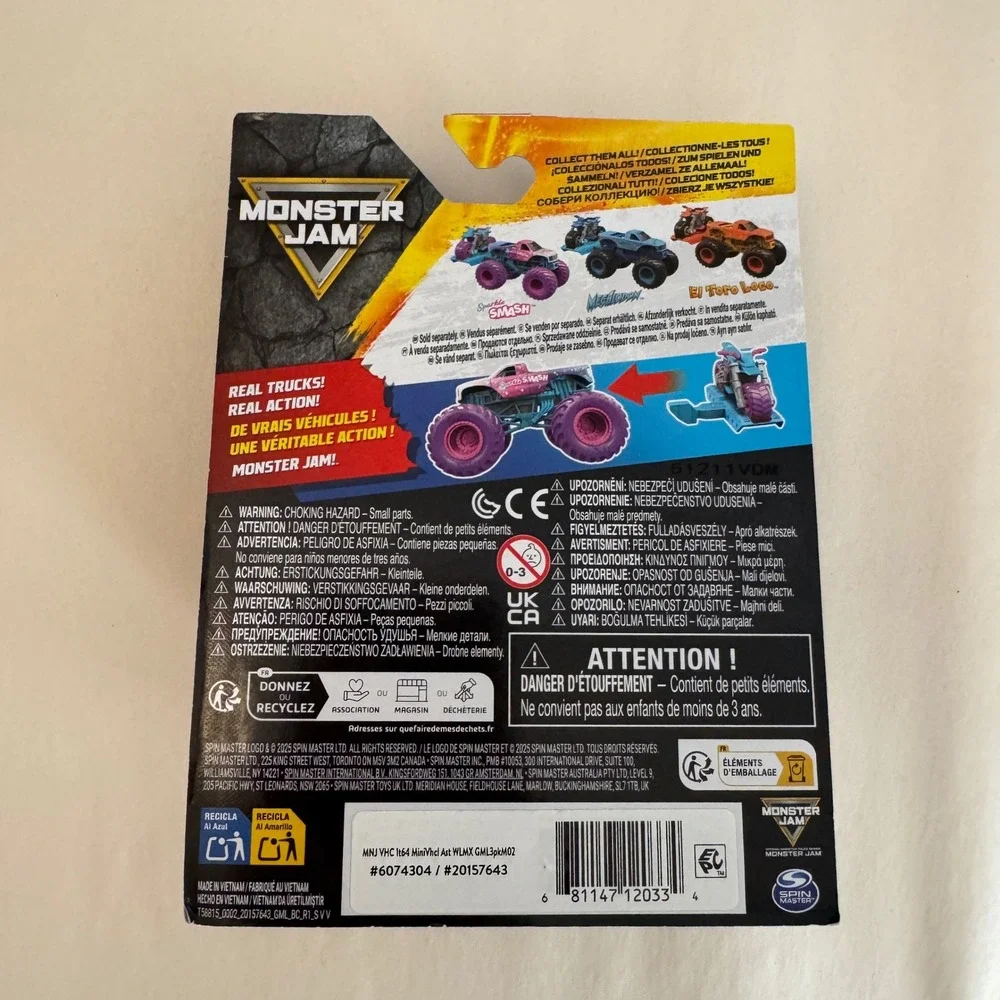 Monster Jam Sparkle Smash Monster Truck and Dirt Bike Set Walmart Exclusive 1:64